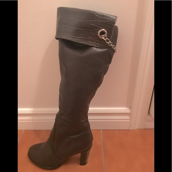 Beautiful brown leather boots - Picture 2 of 6